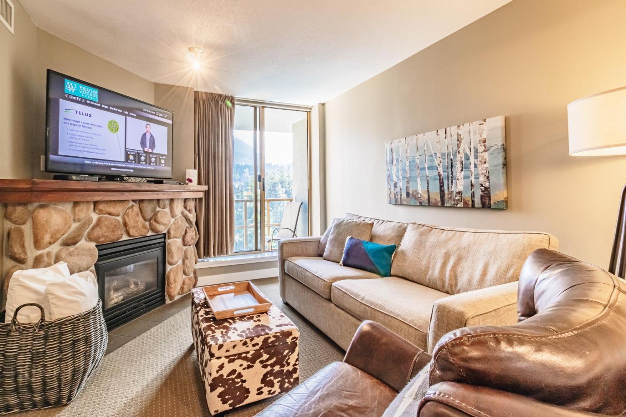 Cascade Lodge By Elevate Vacations Вістлер Екстер'єр фото