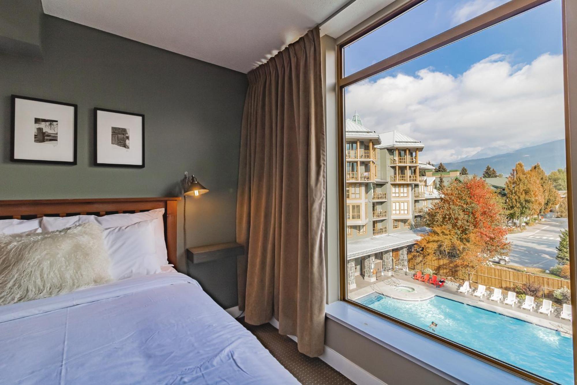 Cascade Lodge By Elevate Vacations Вістлер Екстер'єр фото