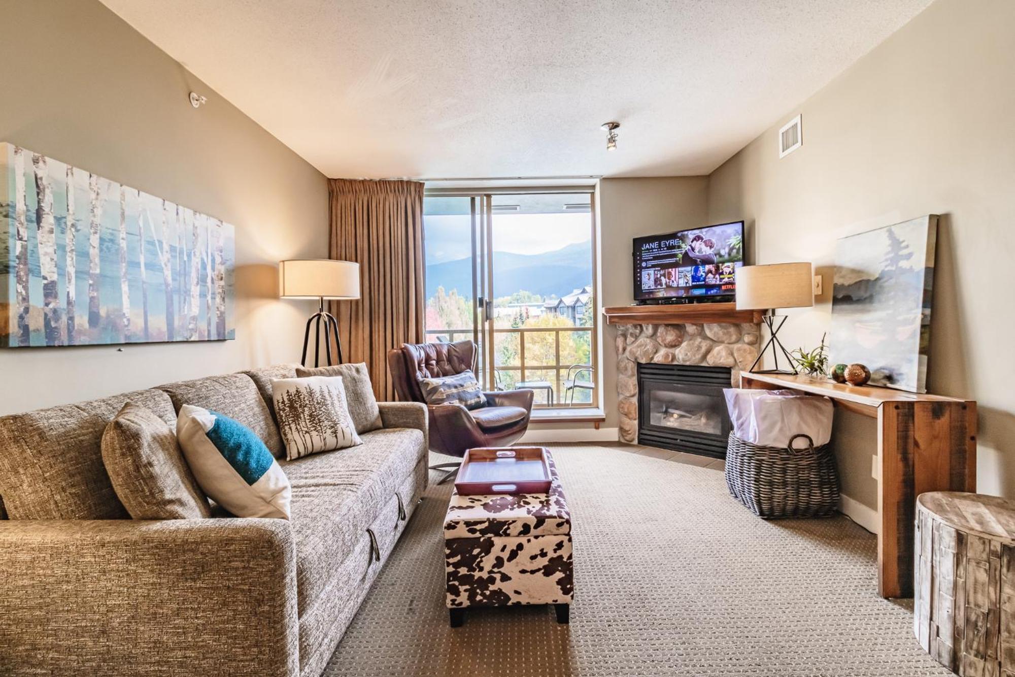Cascade Lodge By Elevate Vacations Вістлер Екстер'єр фото