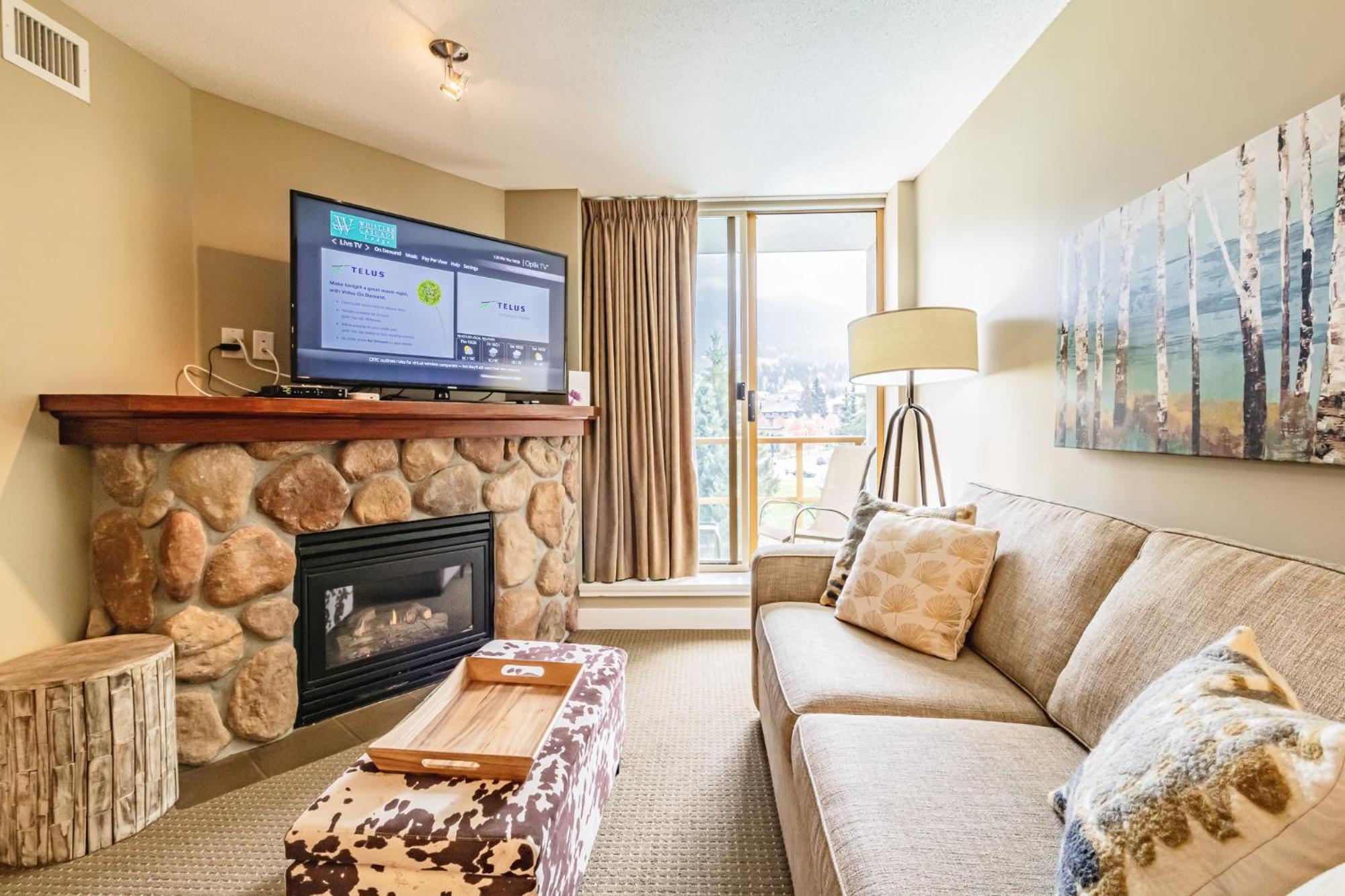 Cascade Lodge By Elevate Vacations Вістлер Екстер'єр фото