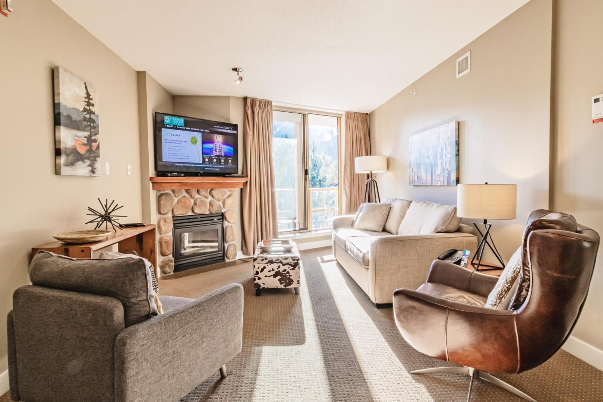 Cascade Lodge By Elevate Vacations Вістлер Екстер'єр фото